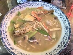 -霆记海鲜·只为这碗面(滨江店)