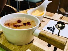 蔓越莓桃胶炖银耳-炖物24章·顺时轻养茶(杭州保利时光里店)
