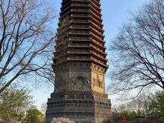 -玲珑塔公园