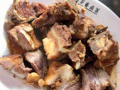 -老鼎万春卤菜(五代传承创始老店)