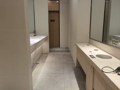 -W FITNESS 威尔仕健身·游泳(万科天空之城店)