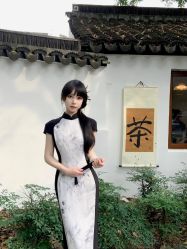 -一揽芳华汉服旗袍体验馆(拙政园店)