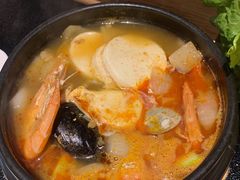 -军硕烤肉·部队火锅(二七万达店)