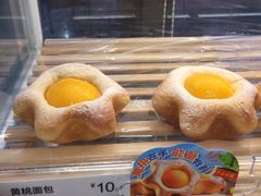黄桃面包-85度C(广州黄边店)