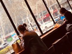 -星巴克臻选(南京艾尚天地店)