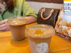 -红小姐咖啡馆(西津渡店)