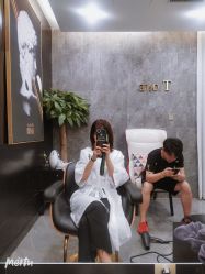 -AYO SALON