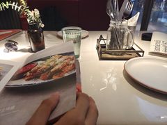 -阿妮叶李(光谷世界城店)