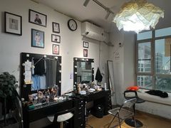 -红像馆连锁精致证件照职场照(中关村店)