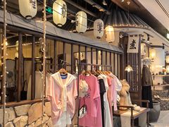 -上海来福士广场