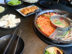 -渝涯重庆豆花老火锅(中赢国际店)