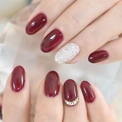 -Pink You美甲美睫纹绣定制中心