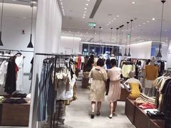 -URBAN REVIVO(西安Momopark店)