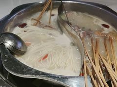 -佰人王串串香火锅(洋珠巷店)