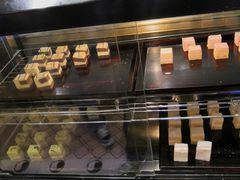 -阪尚皇·原切牛排·烤肉火锅自助(北京路店)