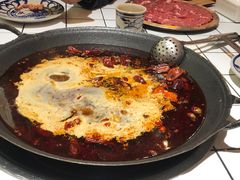 -旧街市鲜货老火锅(大光路店)