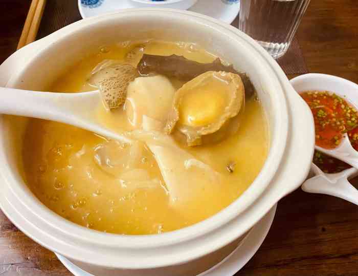 汤辰炖品(浮山后店)-"太太周末请我吃饭,选了她心心念念想吃的汤.