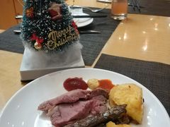 -威珀斯酒店·珀萃美食餐厅 | 海鲜刺身·现烤生蚝·特色烤肉