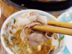 -毛辣果·贵州红酸汤牛肉火锅(西单店)