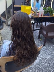 点击看大图 -藤野造型专业烫染接发