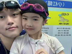 -宝德龙游泳健身