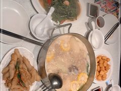 -肥仔文澳门猪骨煲(南京西路店)
