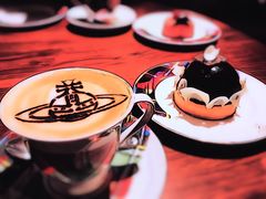 -Vivienne Westwood(上海来福士广场店)
