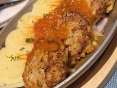 俄式传统肉饼配土豆泥-俄士厨房(未来城店)