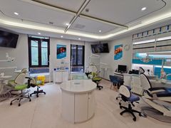 -维乐口腔·埃齐门诊(静安店)