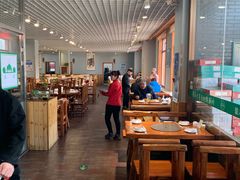 大堂-大草原清真饭庄(沙河店)
