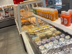面包甜点陈列柜-津乐园(宜白路店)