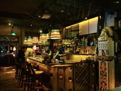 -城墙外BAR