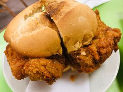 猪扒包-胜利茶餐室