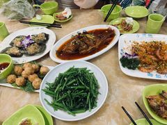 -小海豚•老字号海鲜餐厅(天涯店)