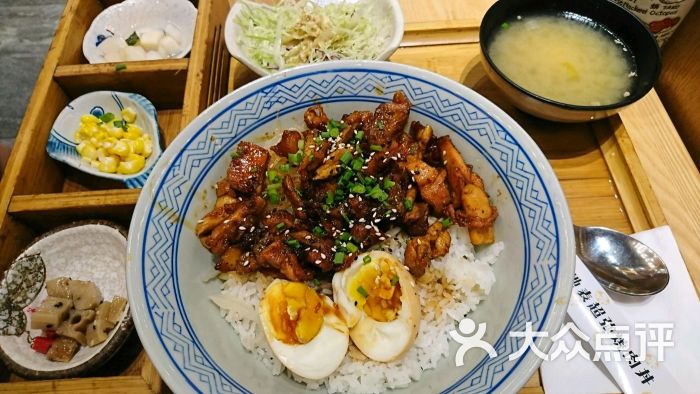 炭烧鸡肉丼