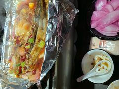-愿者上钩·纸包鱼(翻身店)