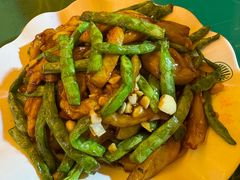 茄子烧豆角-天津乾毓德饭庄·清真传统炒菜·海鲜烧烤(咸阳路店)