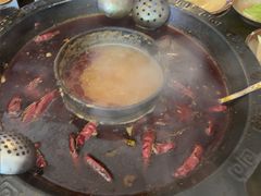 -黄潇洒老火锅(九眼桥宏济巷店)