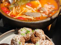 -Ameigo梅果·云贵川bistro(长宁来福士店)