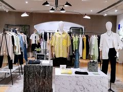 -MO&Co.(龙之梦购物公园店)