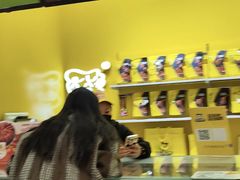 -周黑鸭(天津西青区中北永旺店)