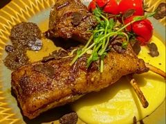 -JINNS锦时 steak&pizza(浸信会礼拜堂旧址店)