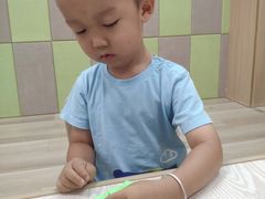 -红黄蓝成长中心(公益西桥校区)