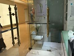 -福奈特洗衣·洗鞋·奢侈品护理(环球港店)