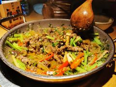 猫儿山的小黄牛-吃饭皇帝大(解放西路店)