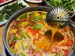 -贵厨酸汤牛肉(花果园国际中心店)