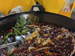 -鸿顺老铁锅美蛙鱼府(解放碑店)