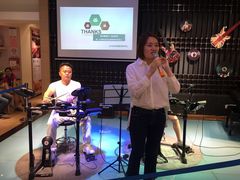 -IN-SHOW音秀音乐艺术中心 架子鼓钢琴(大宁校区)