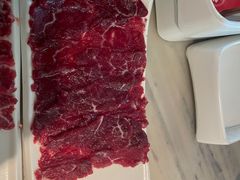 -左庭右院鲜牛肉火锅(浦江欢乐颂店)