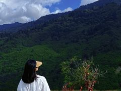 -硗碛藏寨·神木垒景区